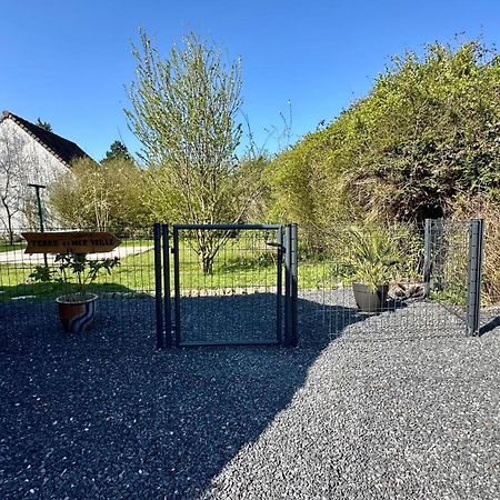 Terre & Mer'Veilles 2, Appartement Avec Spa Pour 2 Personnes Favières Exterior foto